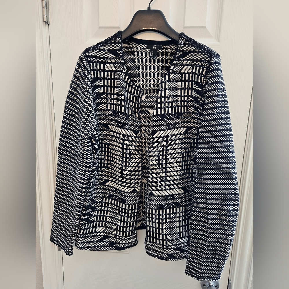 H&M - Jaquard Sweater Jacket